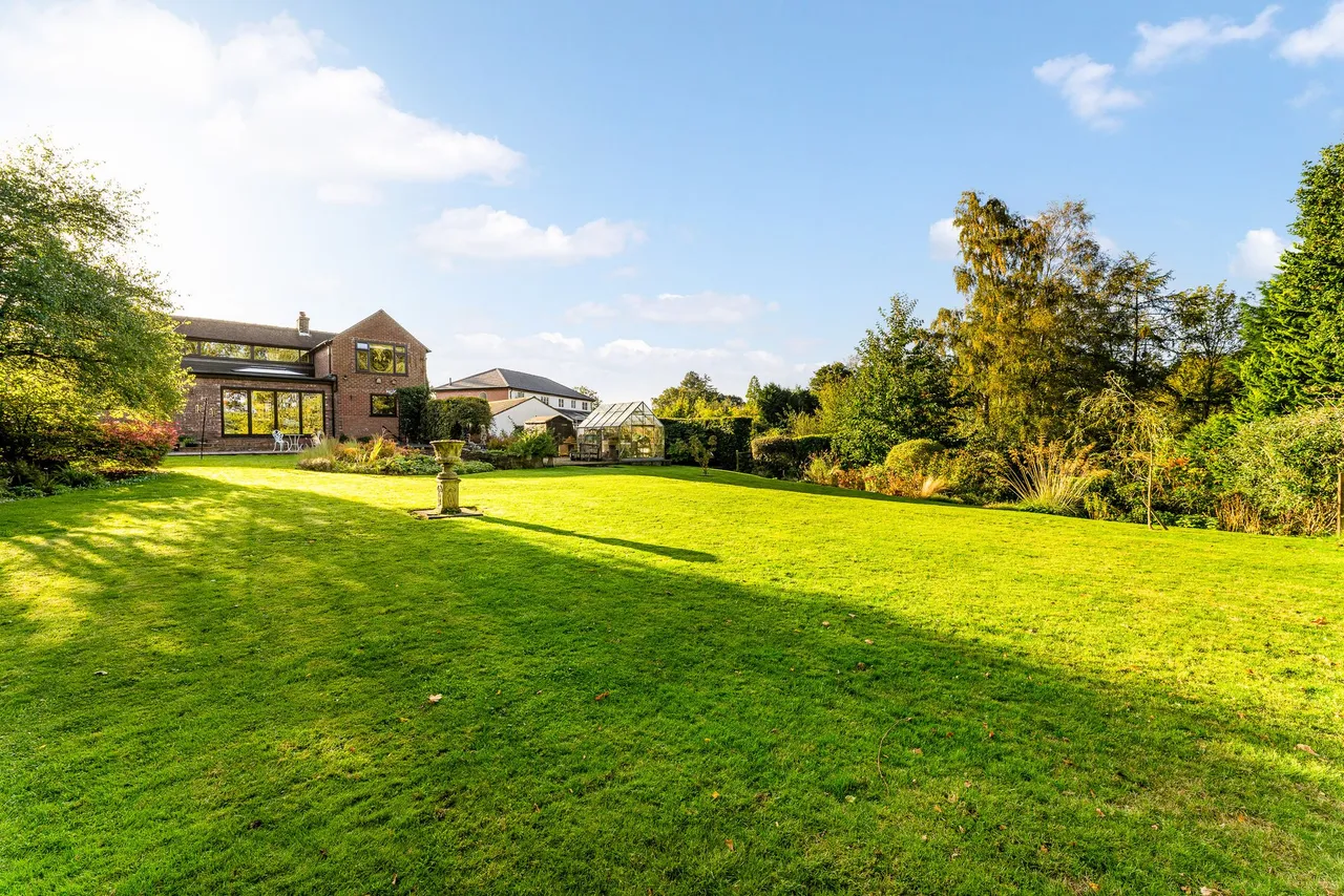 Adlington, Macclesfield, photo 45