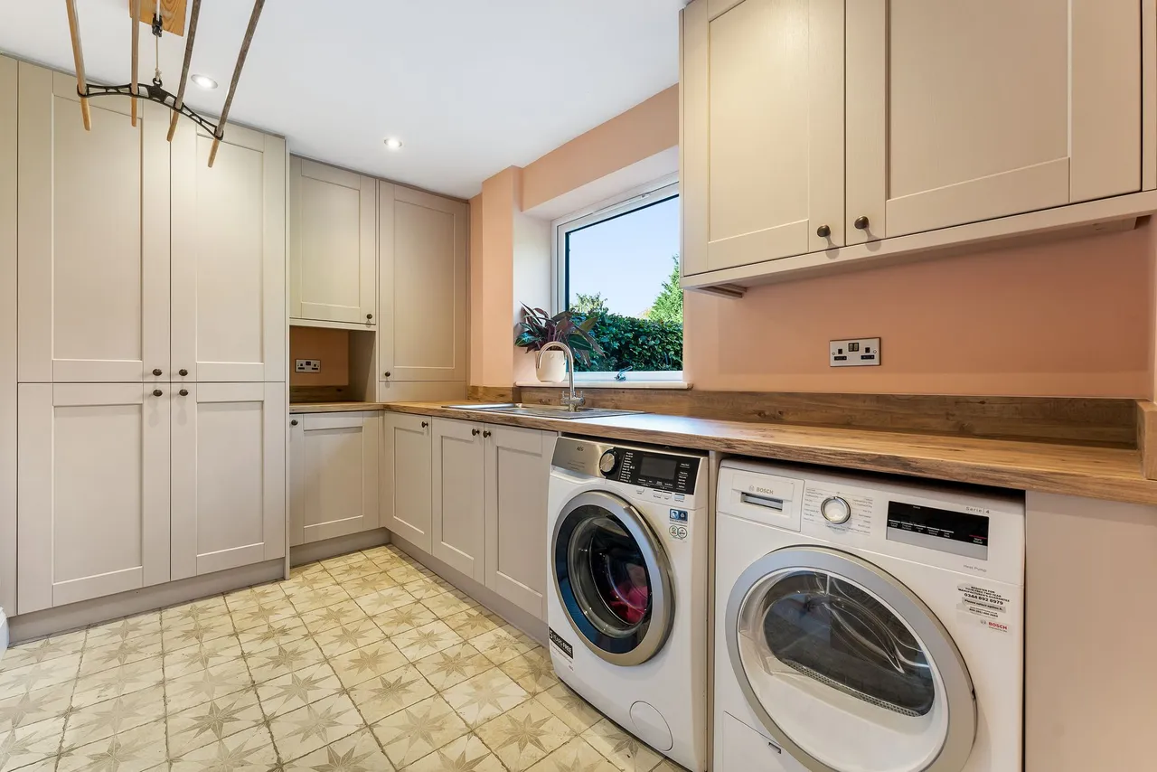 Adlington, Macclesfield, photo 13