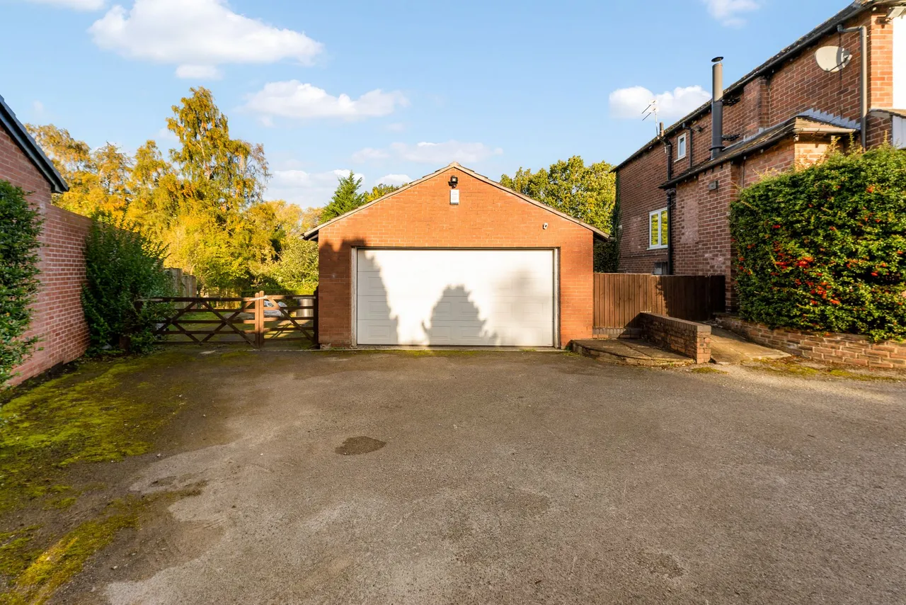 Adlington, Macclesfield, photo 48