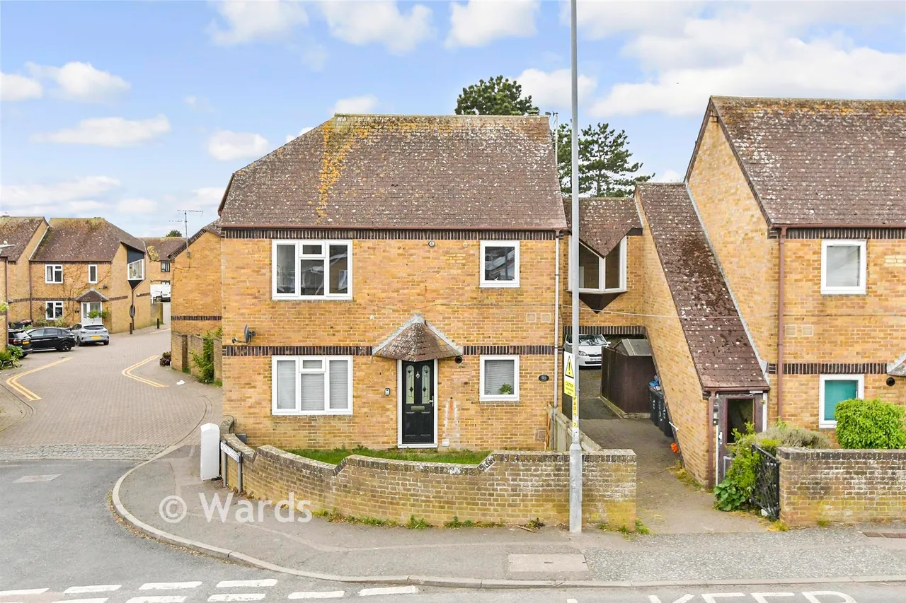 2 bed flat for sale, Park Lane, Birchington, CT7