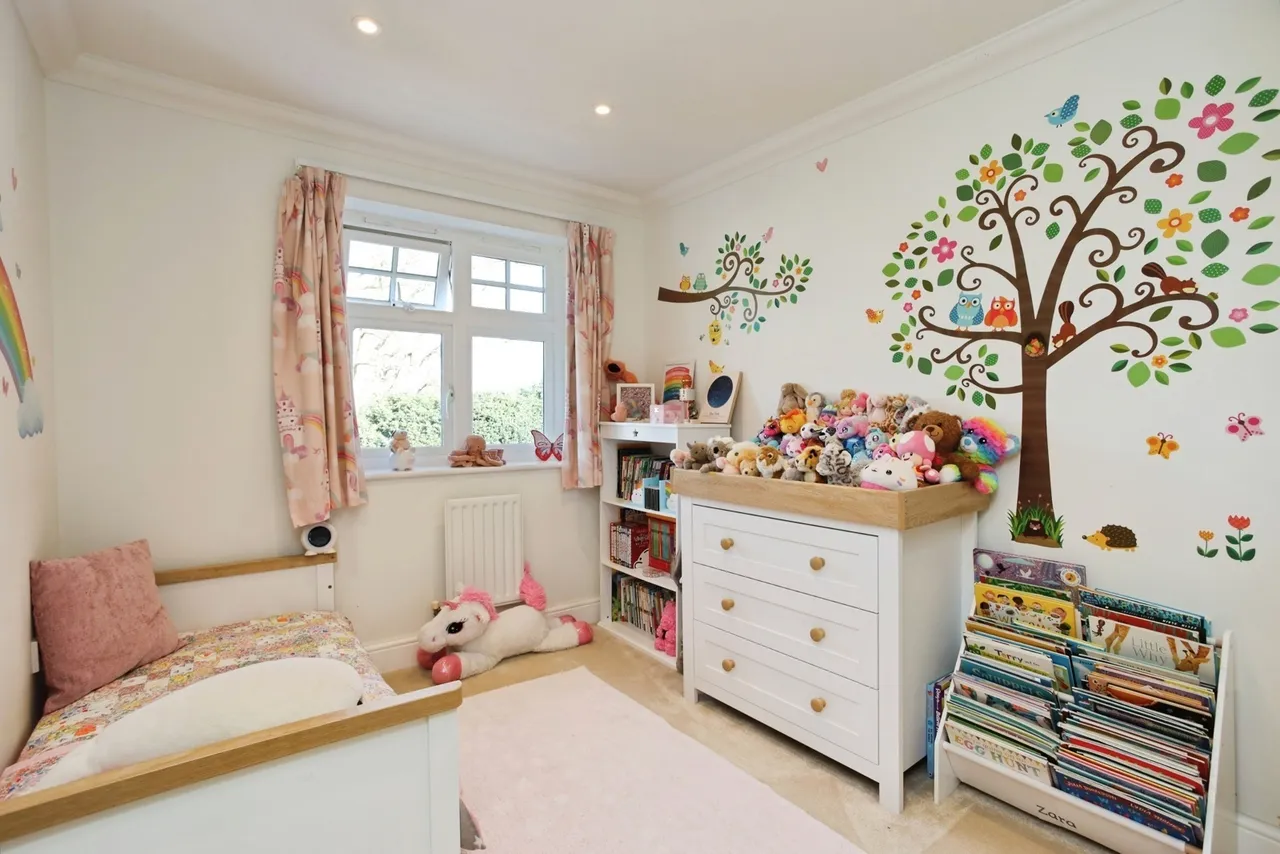 Yardley Close, Tonbridge, TN9, photo 10