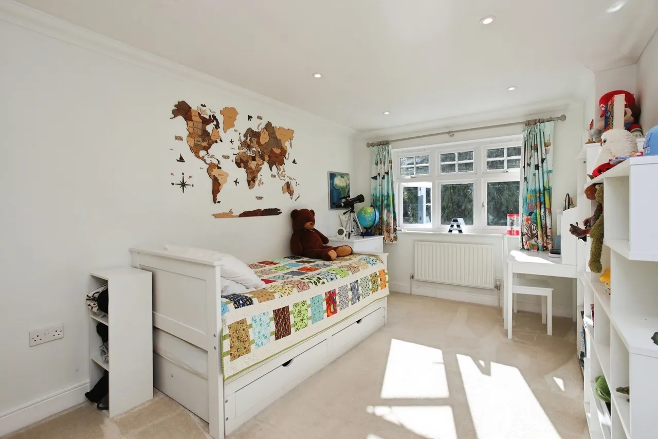 Yardley Close, Tonbridge, TN9, photo 9