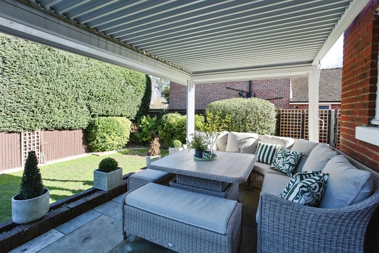 Yardley Close, Tonbridge, TN9, photo 3