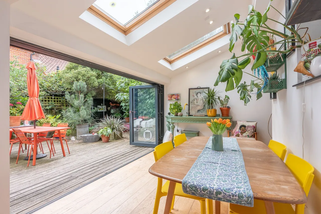 Magnificent Victorian Home with Two B, photo 14