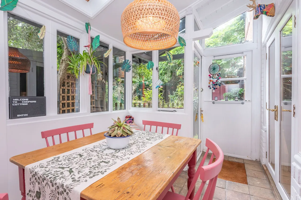 Magnificent Victorian Home with Two B, photo 37