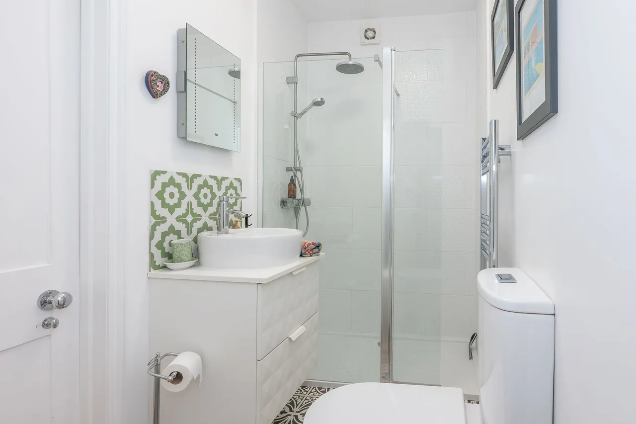 Magnificent Victorian Home with Two B, photo 46