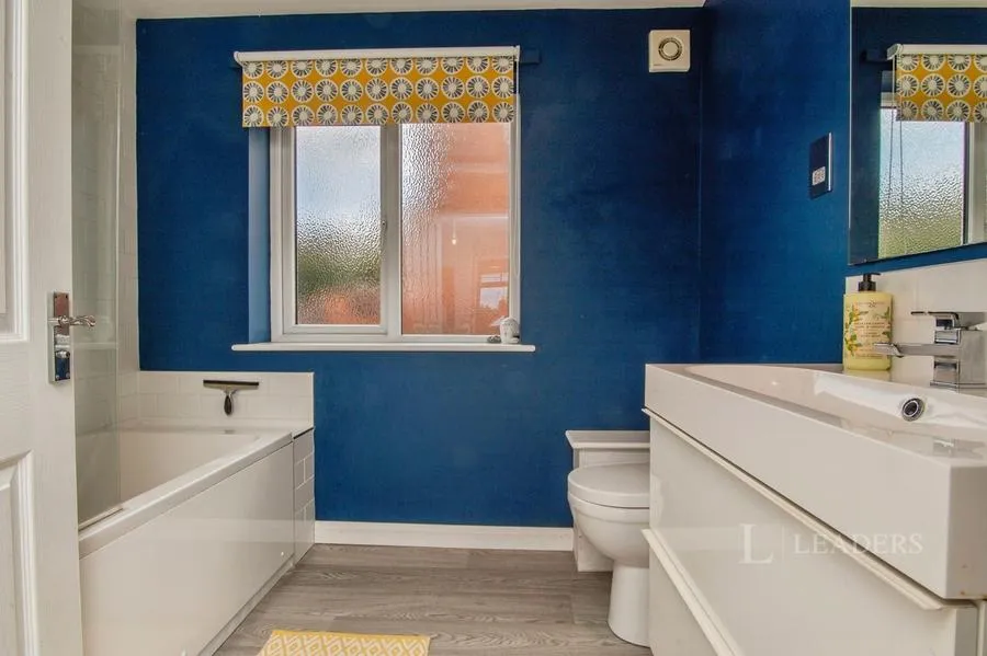 Hollymount, Worcester, WR4, photo 15