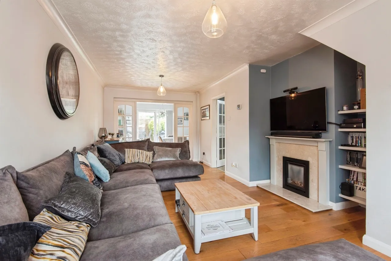 Chapmans Close, Melbourn, SG8, photo 2