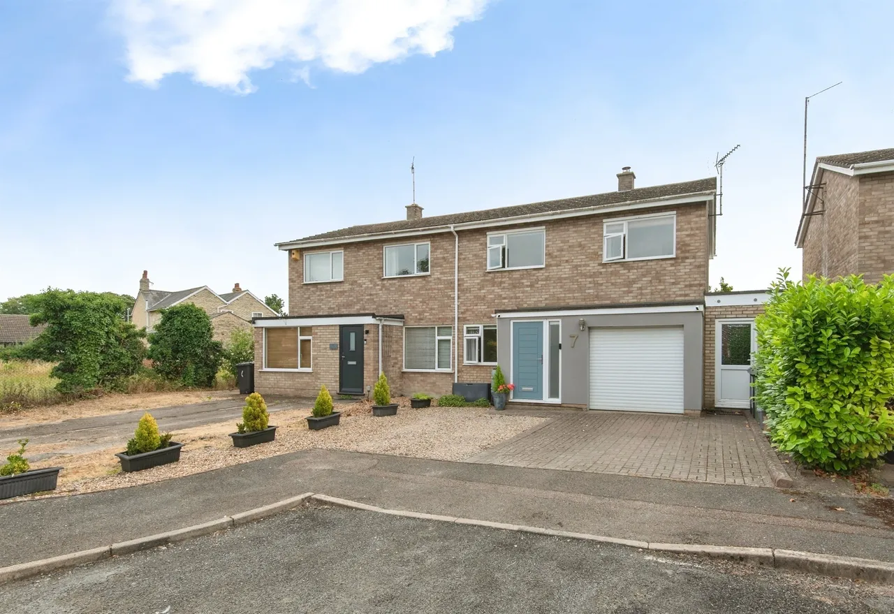 3 bed house for sale, Chapmans Close, Melbourn, SG8