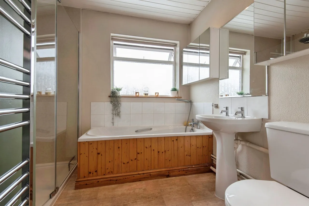 Chapmans Close, Melbourn, SG8, photo 14