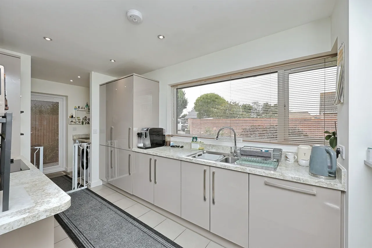 Limes Close, Little Melton, NR9, photo 14