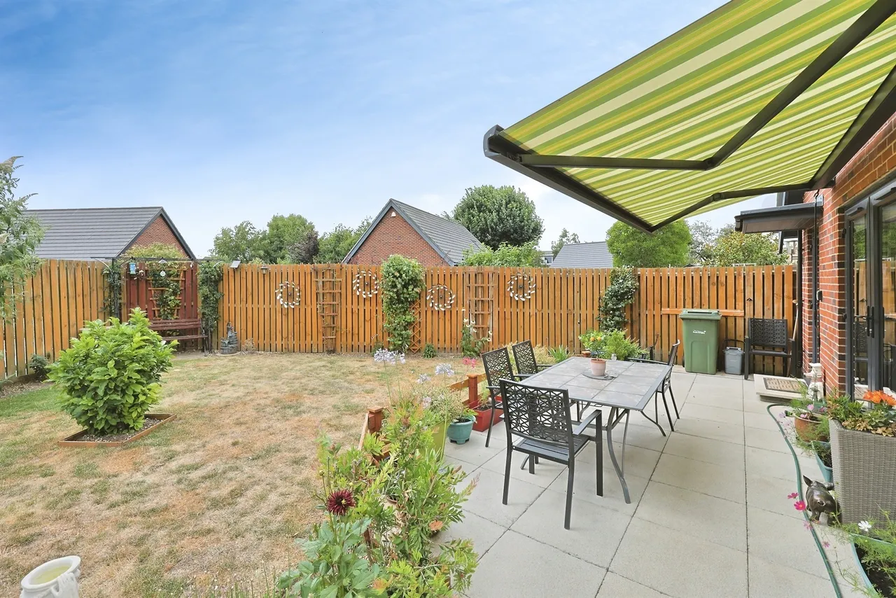 Limes Close, Little Melton, NR9, photo 3