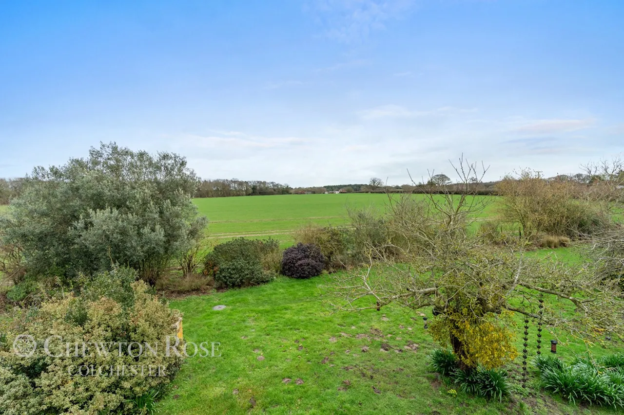 The Street, Tendring, CO16, photo 5