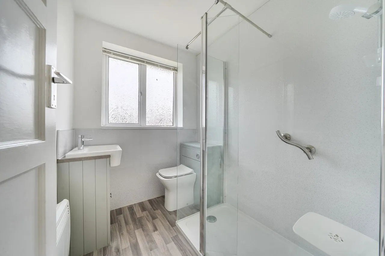 Robins Lane, Frome, BA11, photo 11