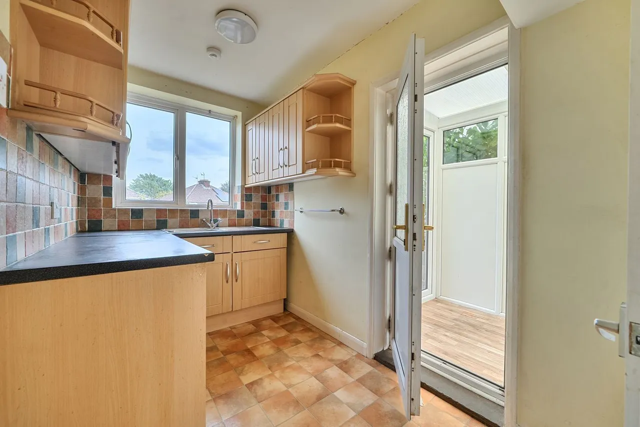 Robins Lane, Frome, BA11, photo 6
