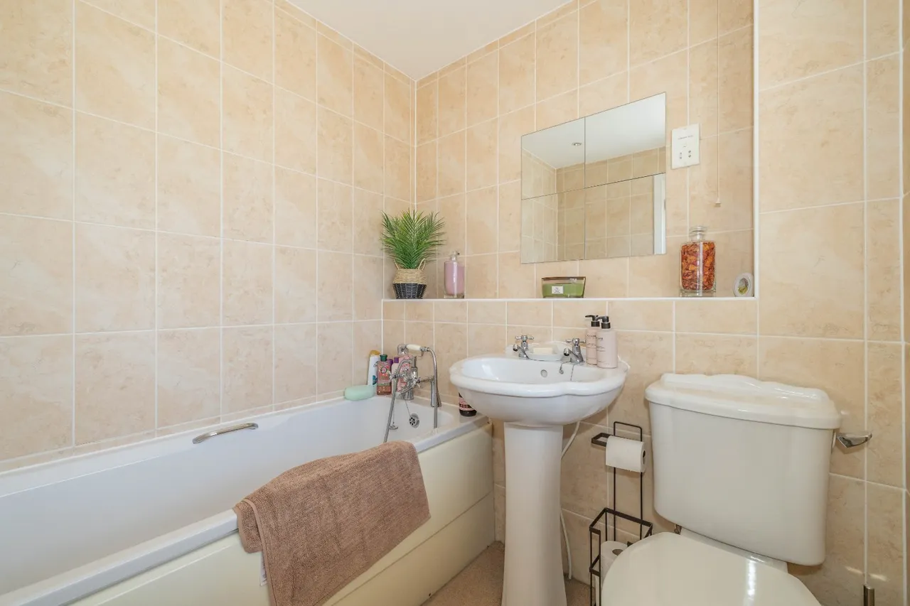 Sweet Bay Crescent, Ashford, TN23, photo 18