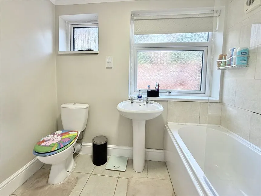 Edward Street, Darfield, S73, photo 11