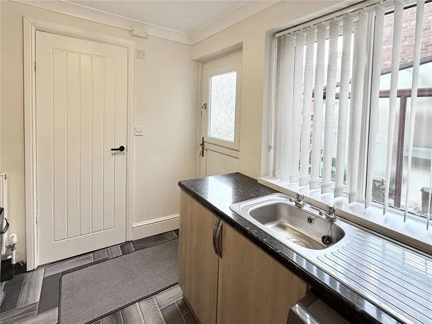Edward Street, Darfield, S73, photo 8
