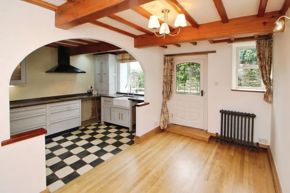Cross Cliffe, Glossop, Derbyshire, SK13, photo 4