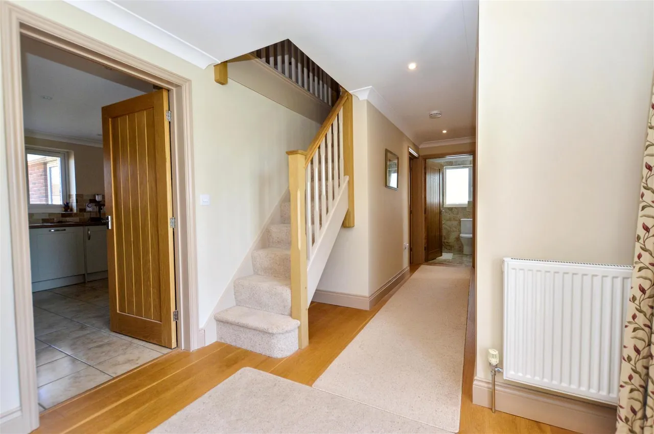 John William Way, Bodham, NR25, photo 2