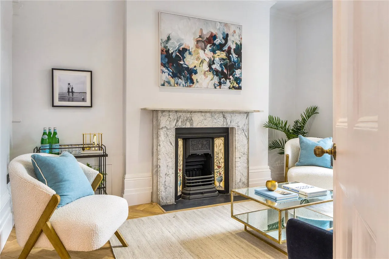 Chiswick Lane South, London, W4, photo 4