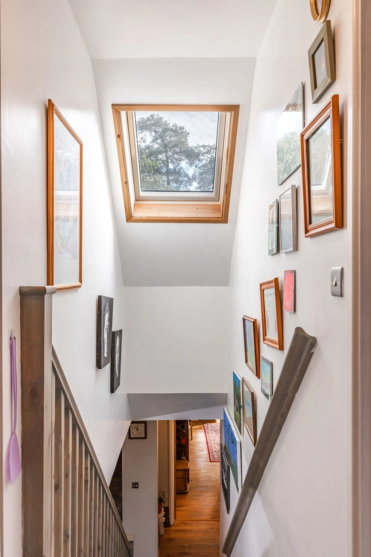 Versatile Detached Home in Stoke Holy, photo 10