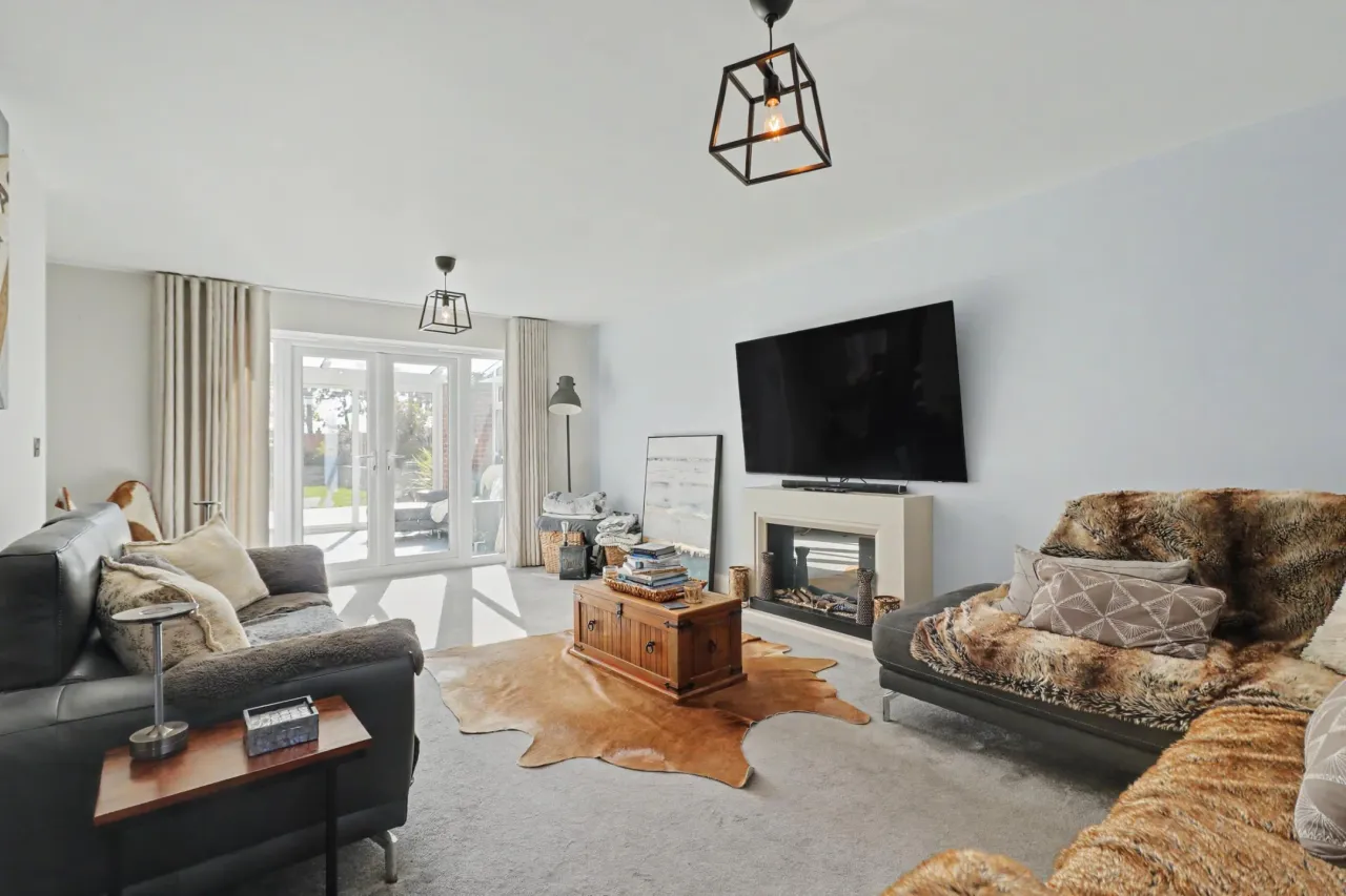 Manor Grove, Stafford, ST16, photo 3