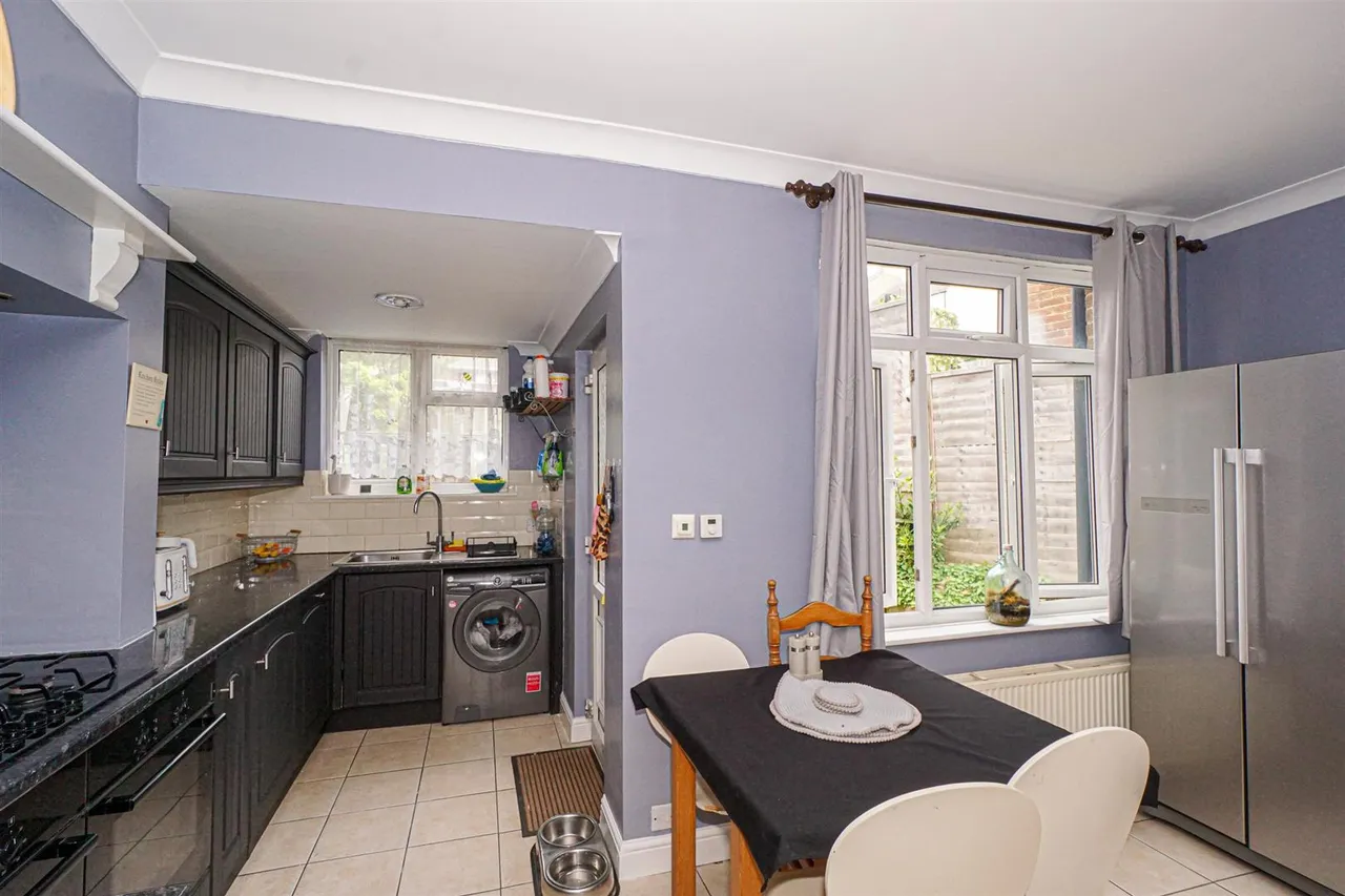 Clifton Road, Hastings, photo 14