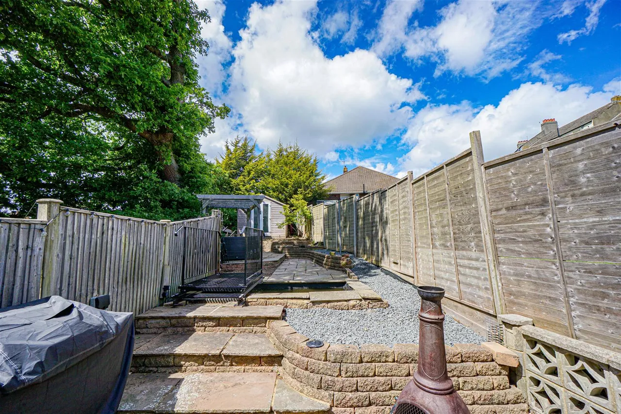 Clifton Road, Hastings, photo 17