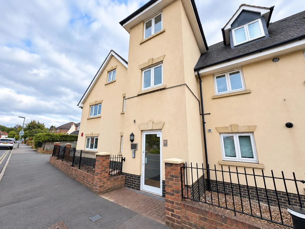 East Street, Epsom, KT17, photo 9