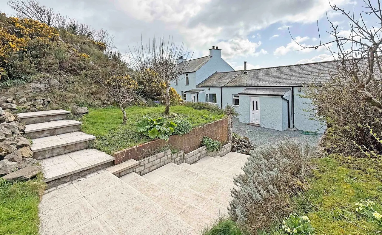 Gwalchmai, Holyhead, photo 21