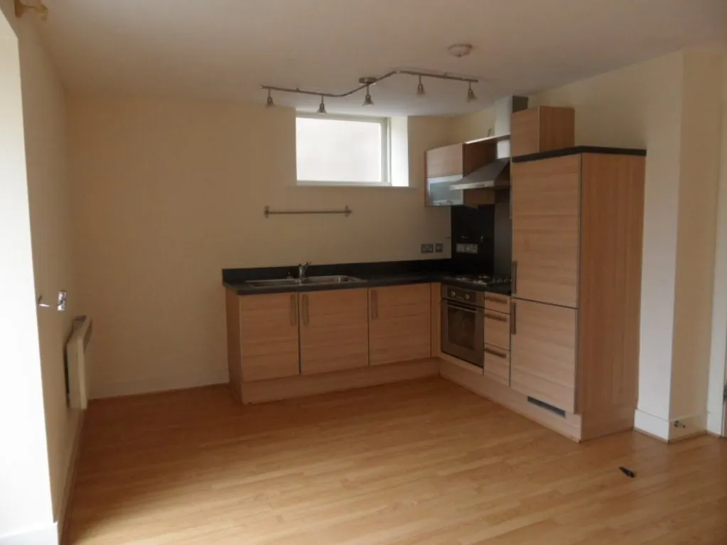 Spinners House Textile Street, Dewsbury WF13 2EY, photo 2