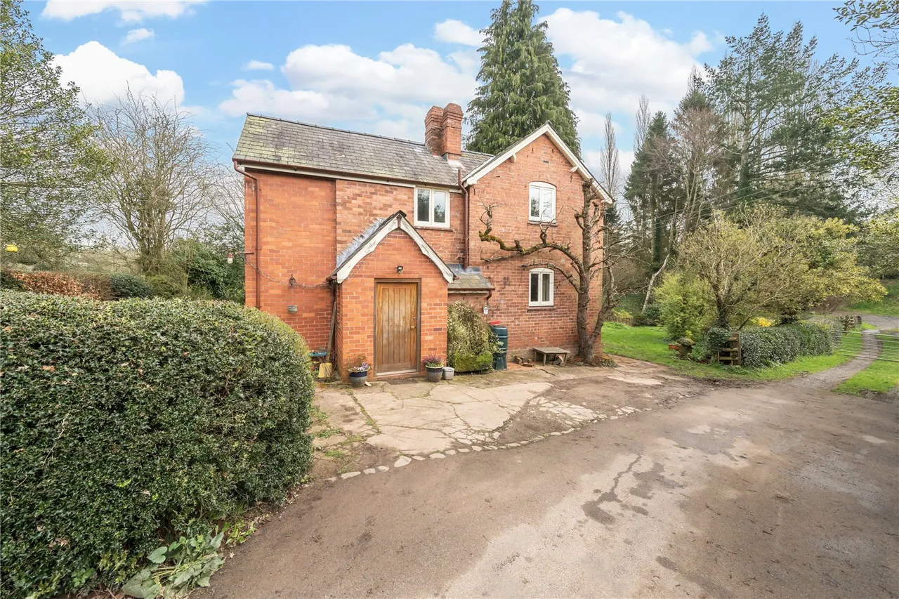 4 bed house for sale — Nash, Ludlow, Shropshire, SY8 3AU