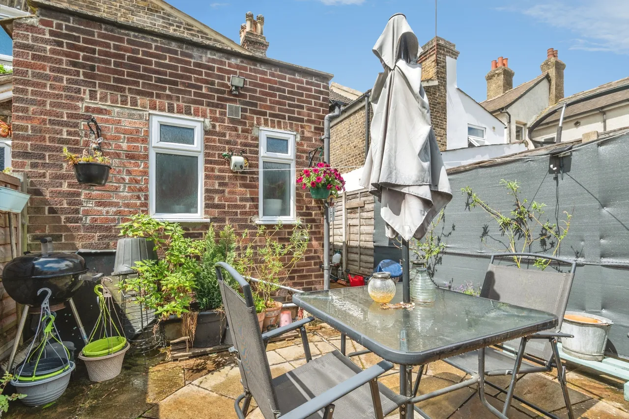 London Road, Wallington, SM6, photo 18