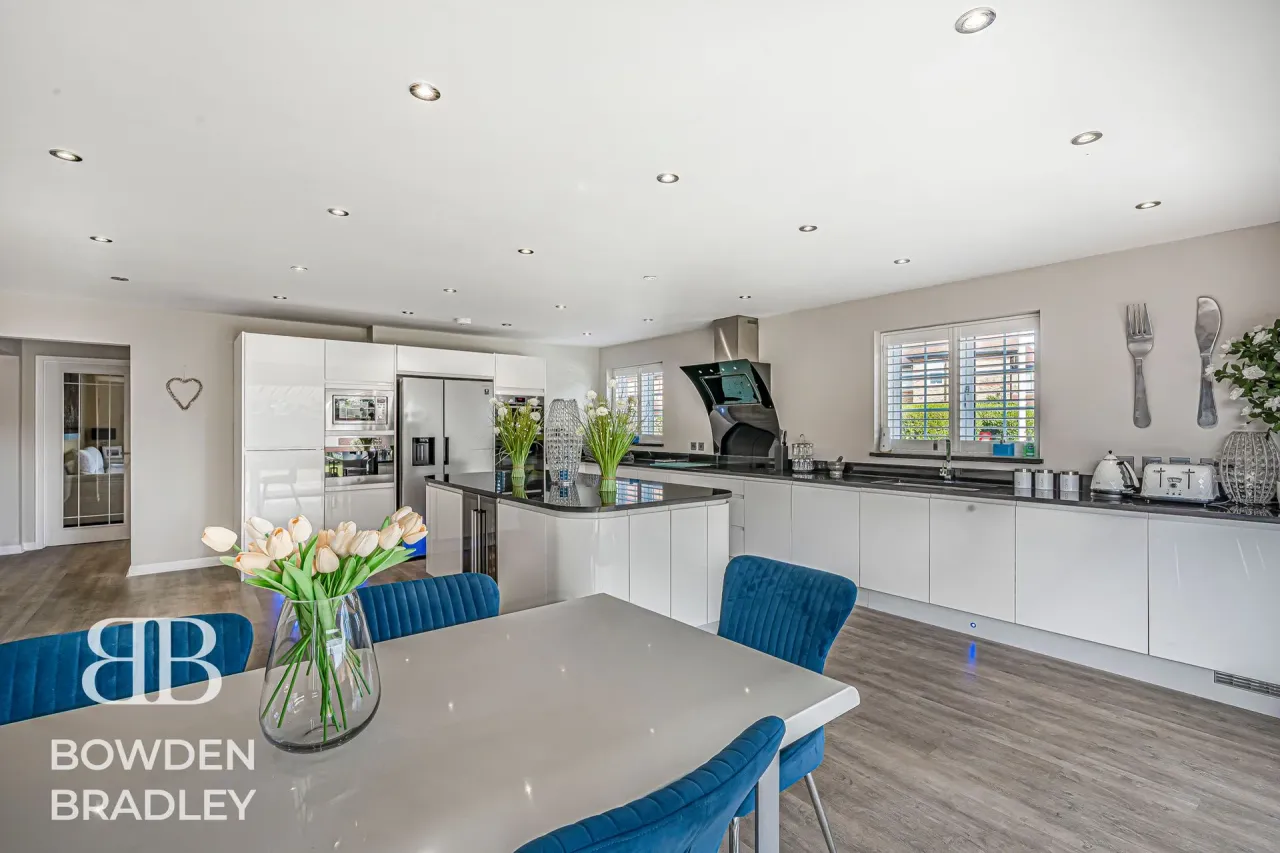 Harrow Close, Hornchurch, RM11, photo 4