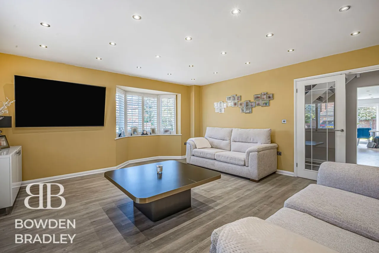 Harrow Close, Hornchurch, RM11, photo 6