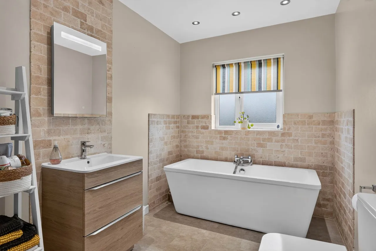 South Sperrin, Belfast, BT5, photo 19