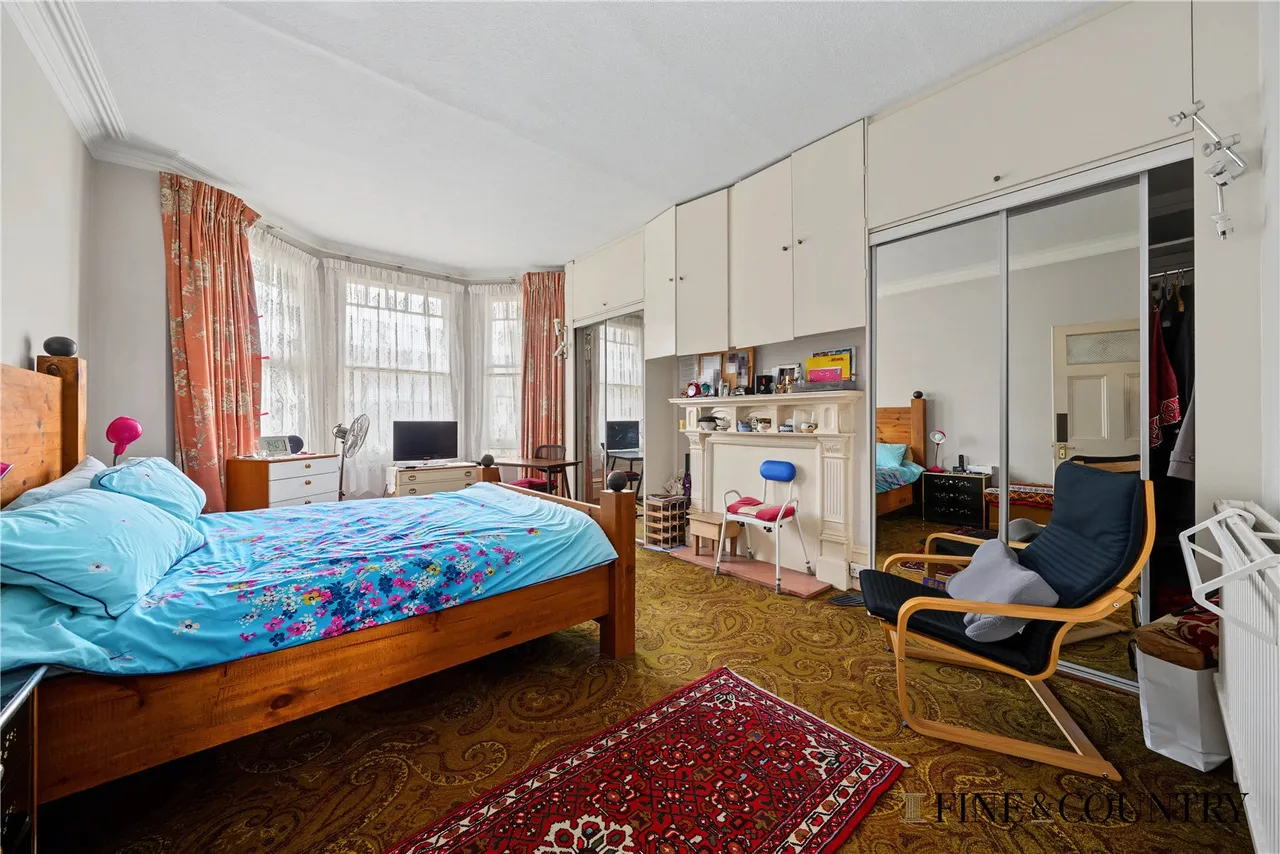 Burgess Park Mansions, London, photo 10