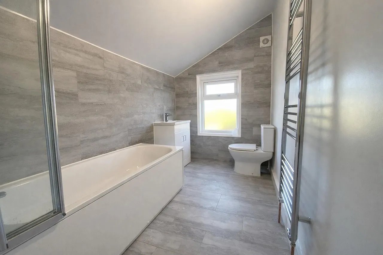 Milton Road, Swanscombe, photo 9