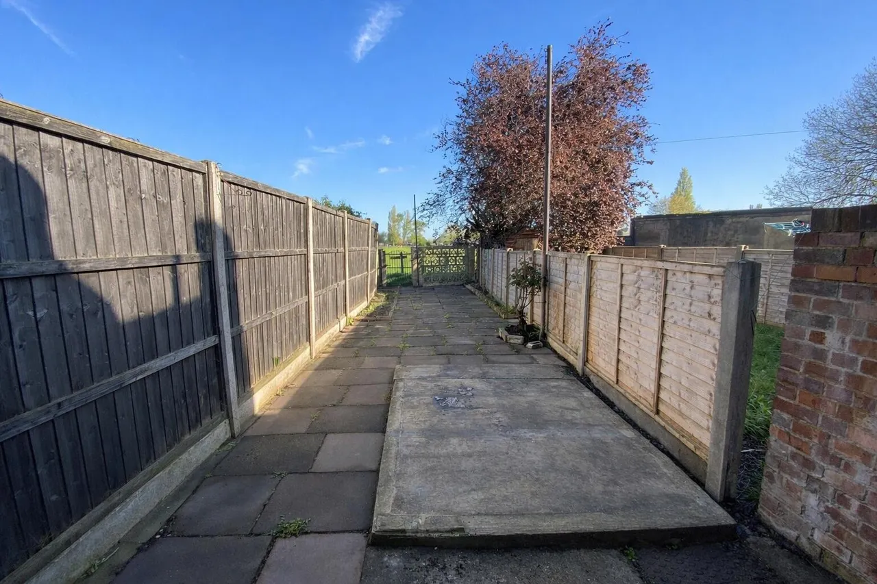 Milton Road, Swanscombe, photo 11