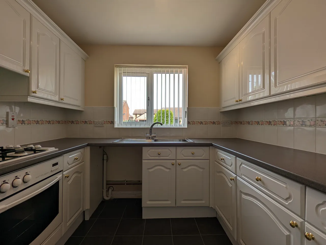 Fernbank Close, Blaxton, DONCASTER, photo 4