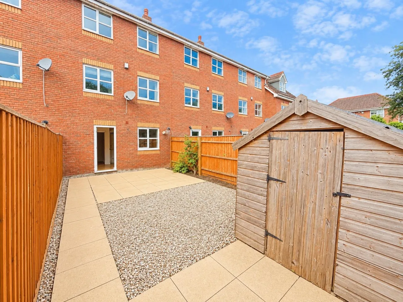 Gatcombe Way, Priorslee, TF2, photo 21