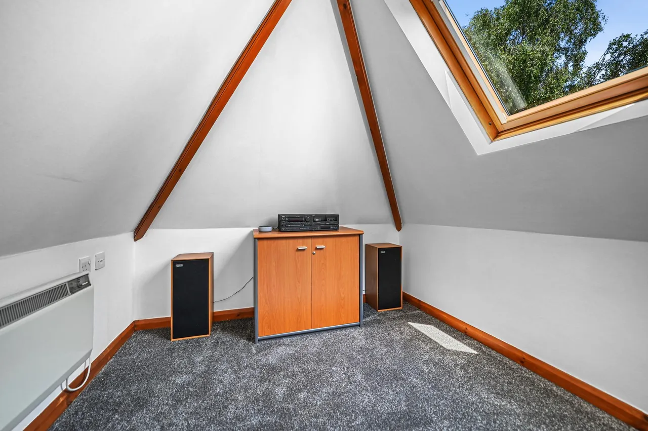 The Coverts, West Mersea, photo 33