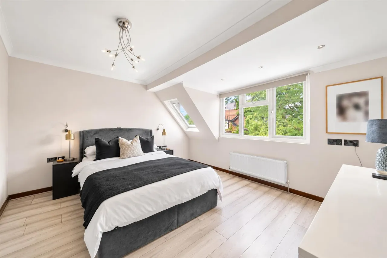 King Edwards Road, Ruislip, photo 8