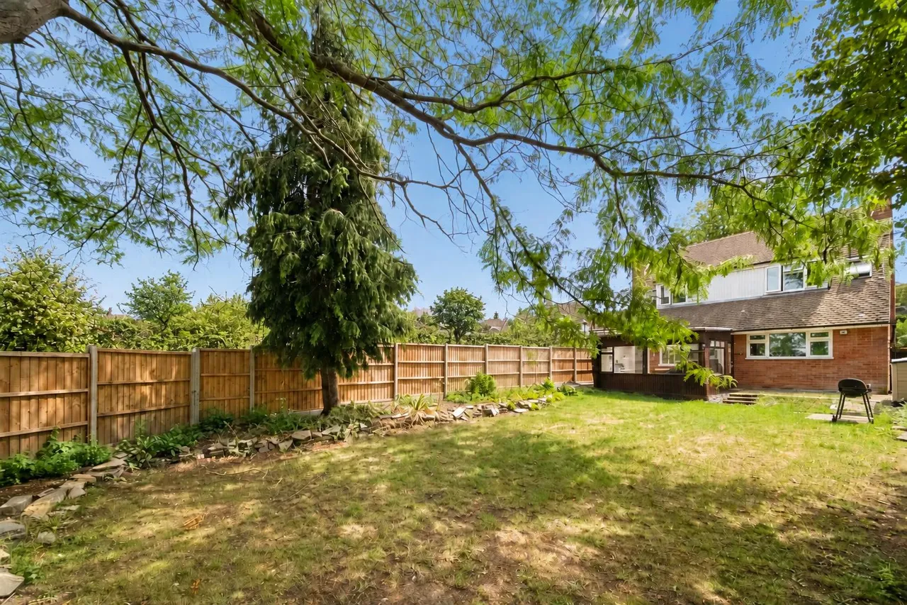 King Edwards Road, Ruislip, photo 7