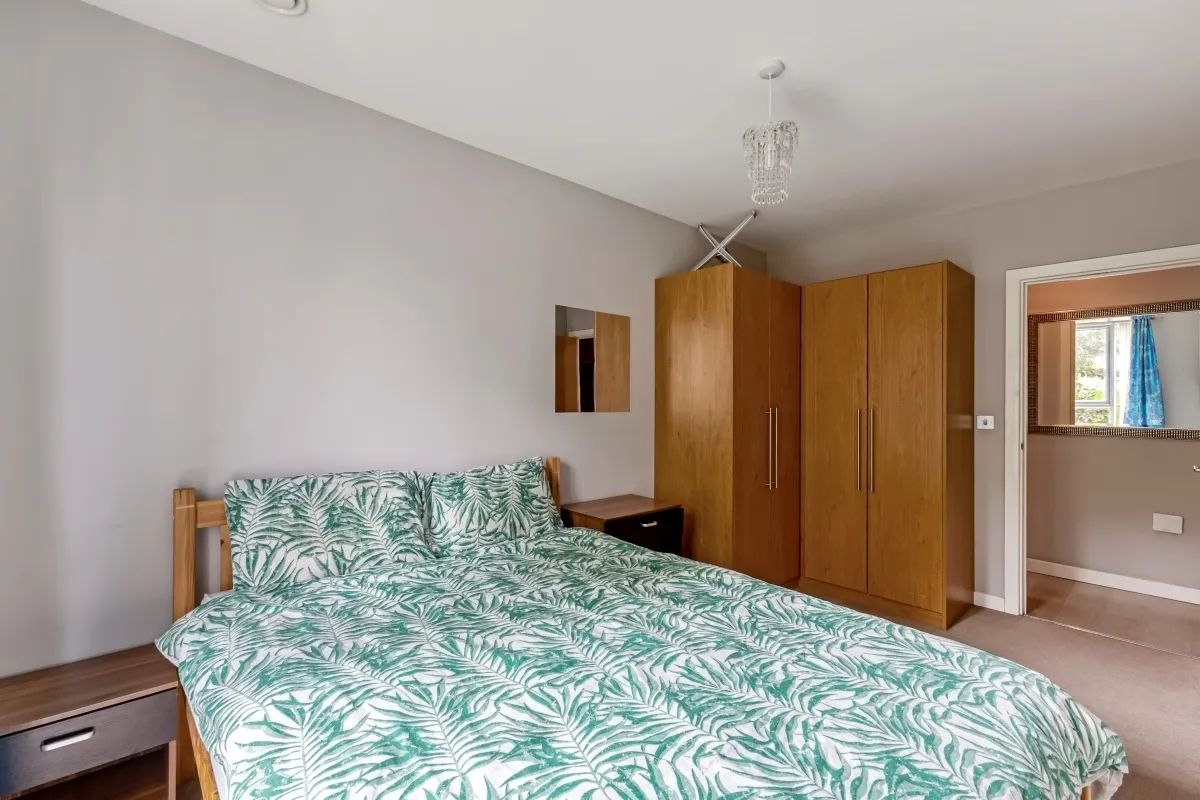Matthews Close Wembley HA9, photo 5
