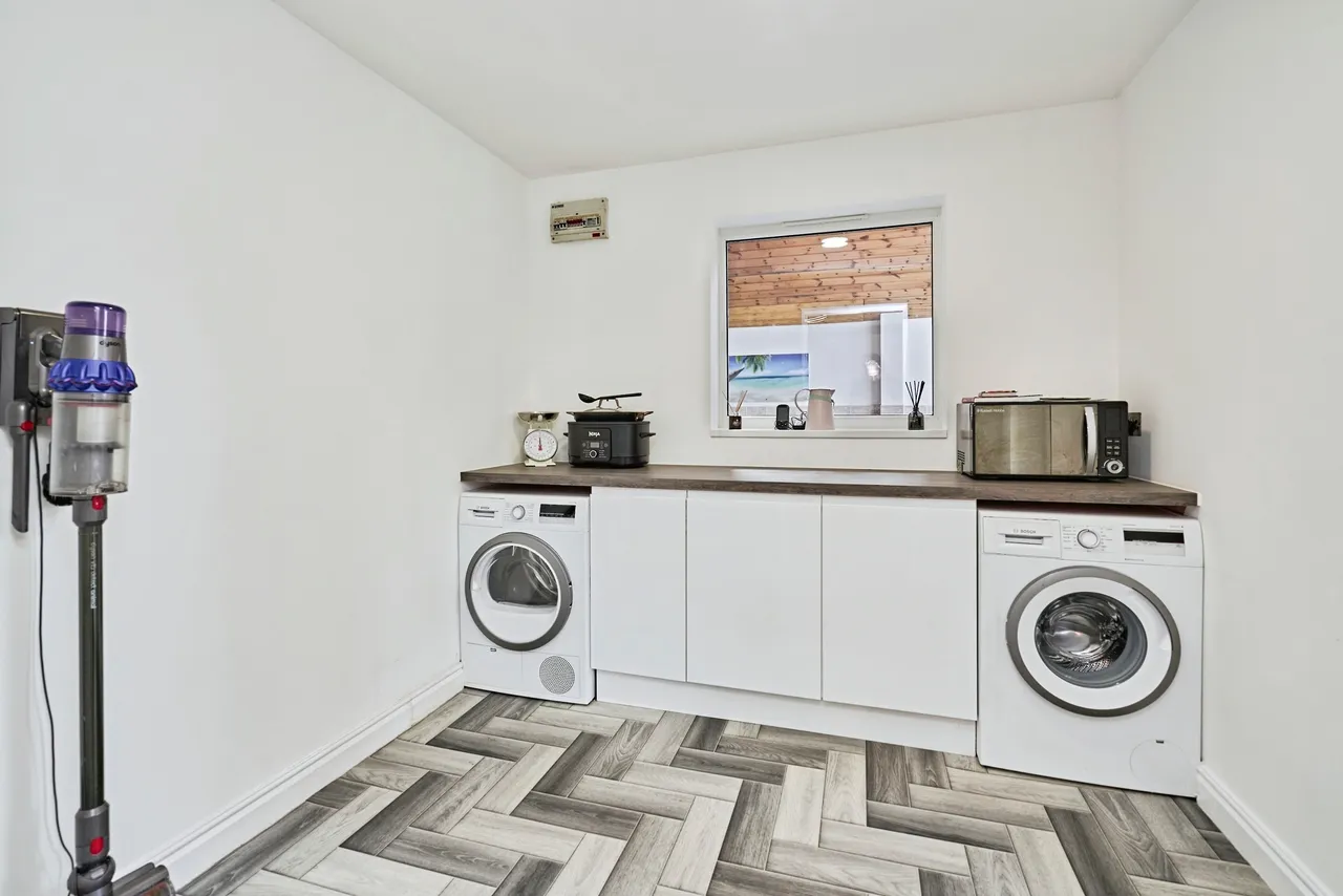 Whitworth Drive, Telford, TF3, photo 10