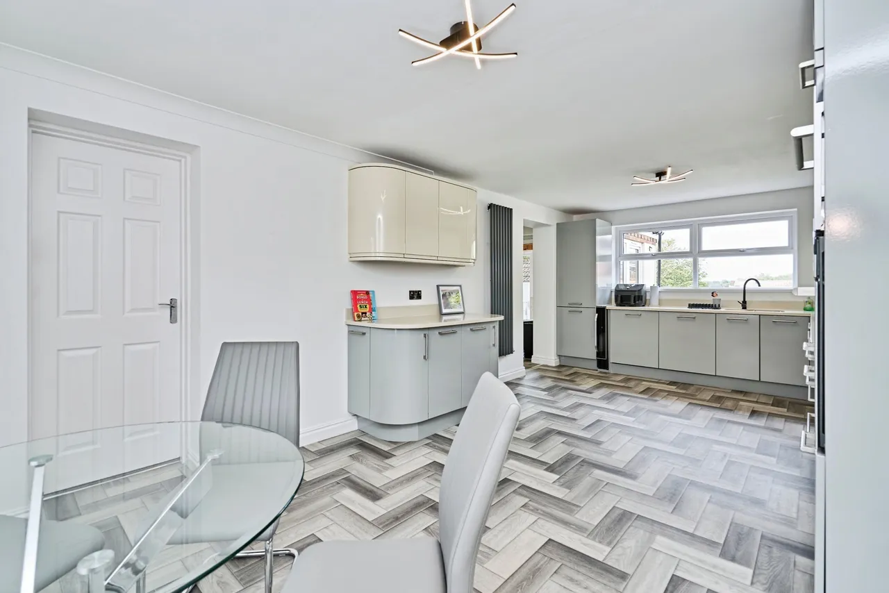 Whitworth Drive, Telford, TF3, photo 8