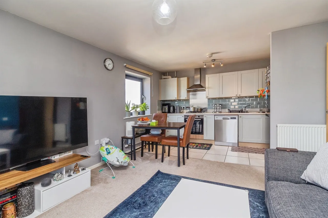 Somerset Walk, Broughton, MK10, photo 2