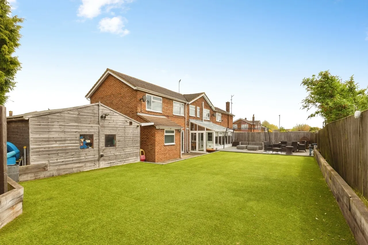 Douglas Road, Aylesbury, Buckinghamshire, HP20, photo 18